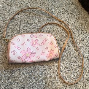 Light pink purse